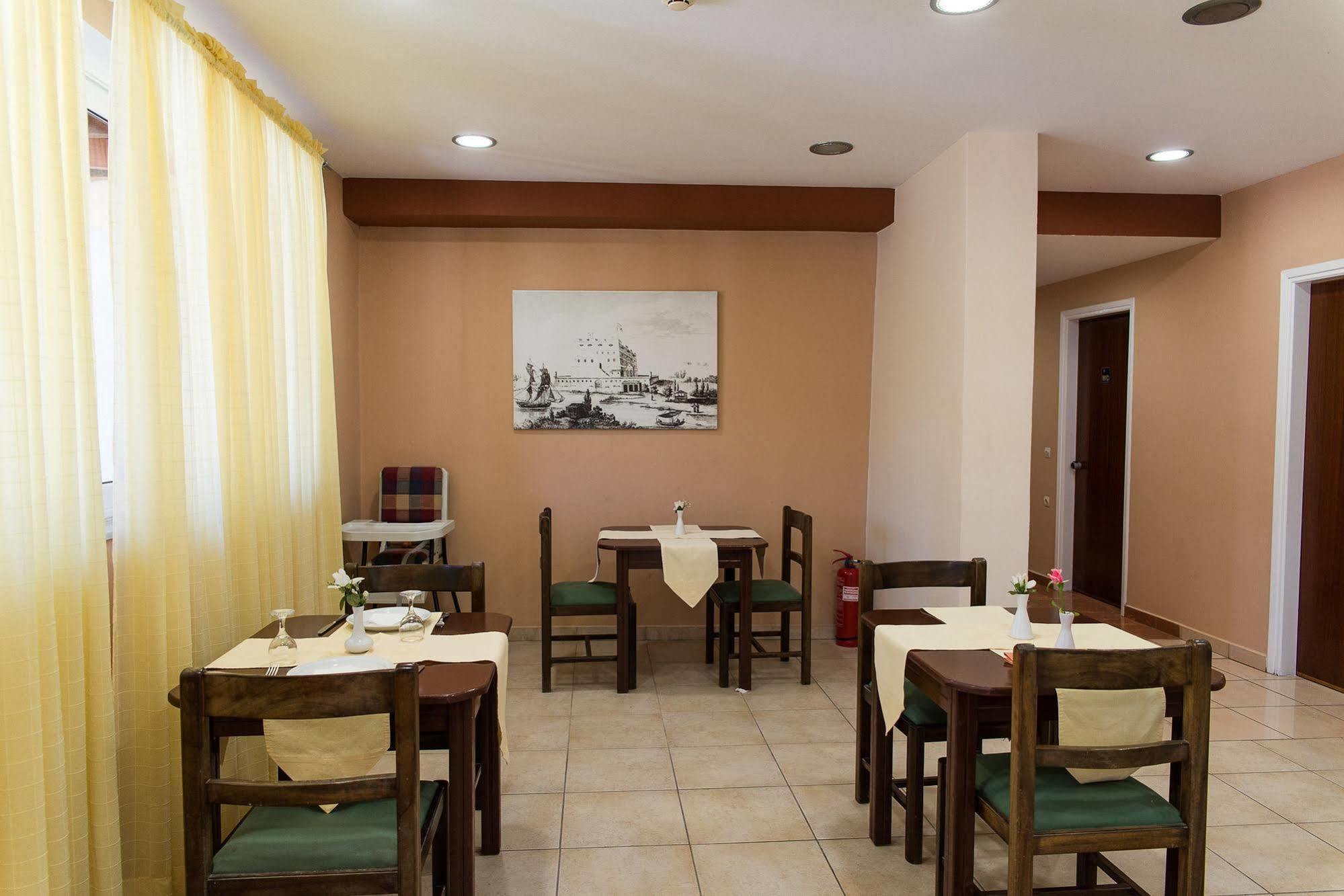 Perkes Hotel Complex (Adults Only) Laganas Extérieur photo